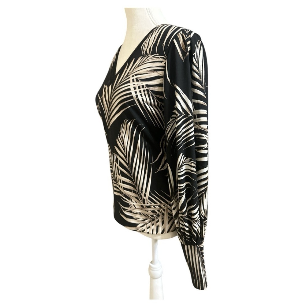 White House Black Market Palm Leaf Black Drama Sleeves Blouse Size Small NWT - Picture 4 of 11